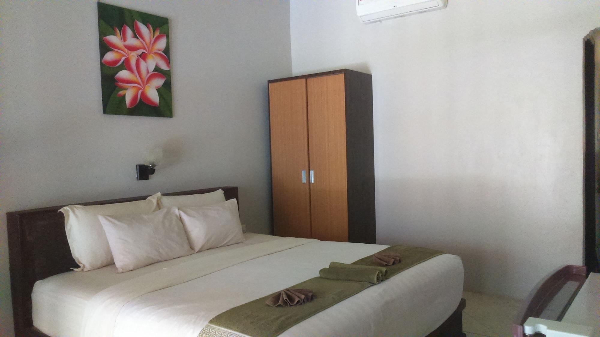 Senggigi Cottages Lombok Buitenkant foto
