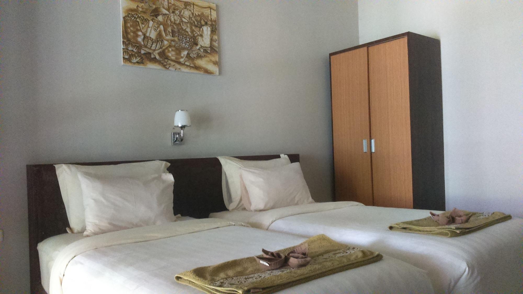 Senggigi Cottages Lombok Buitenkant foto